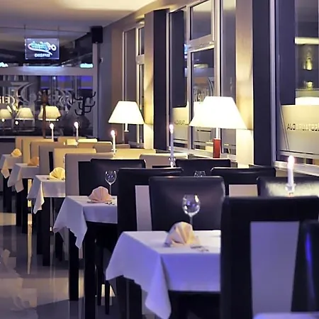 Hotel Pojezierze Neustettin