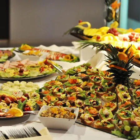 מלון Pojezierze שצ'צ'ינק