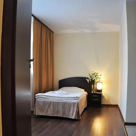 Pojezierze מלון שצ'צ'ינק