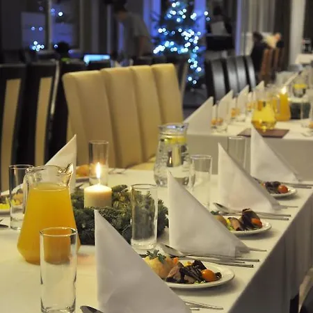 Pojezierze מלון שצ'צ'ינק