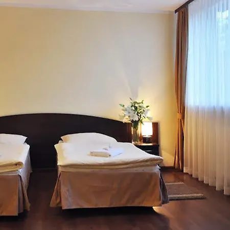 Otel Pojezierze 2*