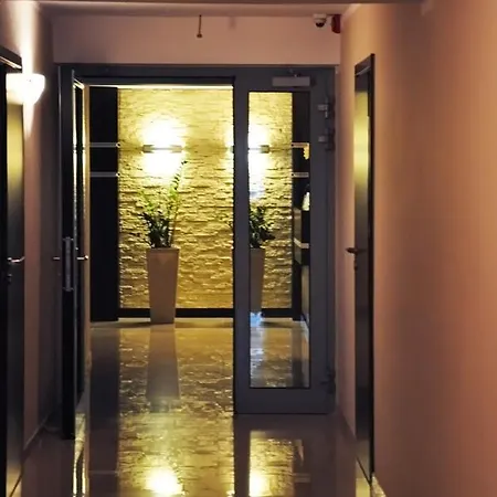 波折兹尔则酒店 酒店