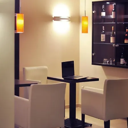 波折兹尔则酒店 酒店 2*